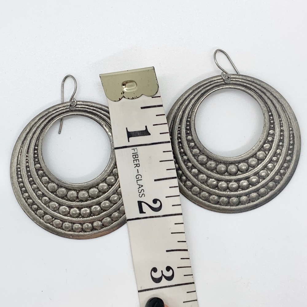 Earrings - Picture 2 of 3